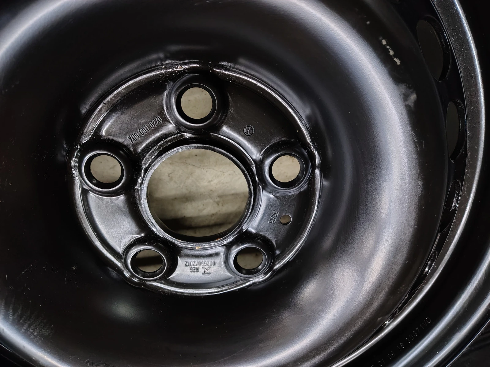 Джанти, снимка 3 - Гуми и джанти - 53752507