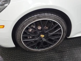 Porsche Panamera  4 / CARFAX / 360 / MATRIX / PANO /CARBON, снимка 6