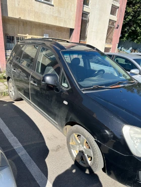 Kia Carens, снимка 2