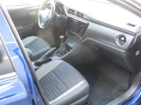 Toyota Auris, снимка 12