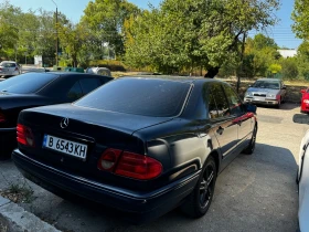 Mercedes-Benz E 220, снимка 3