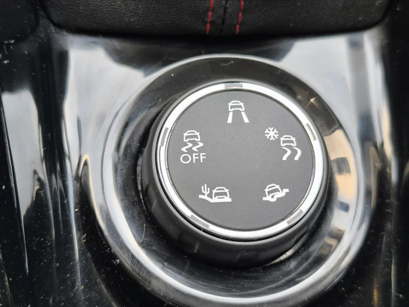 Peugeot 2008 1.5HDI/GT LINE, снимка 13 - Автомобили и джипове - 48233134