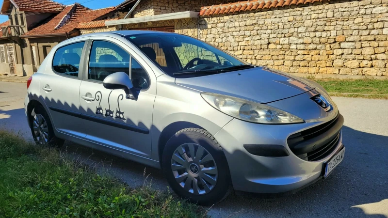 Peugeot 207 1.4i, снимка 2 - Автомобили и джипове - 47820914