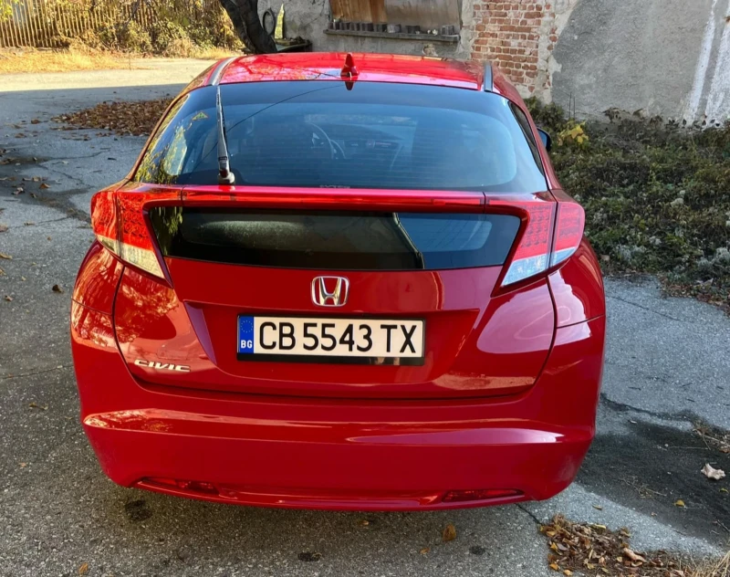 Honda Civic 1.4 i-Vtec LPG Carplay/Android Auto, снимка 5 - Автомобили и джипове - 48012480