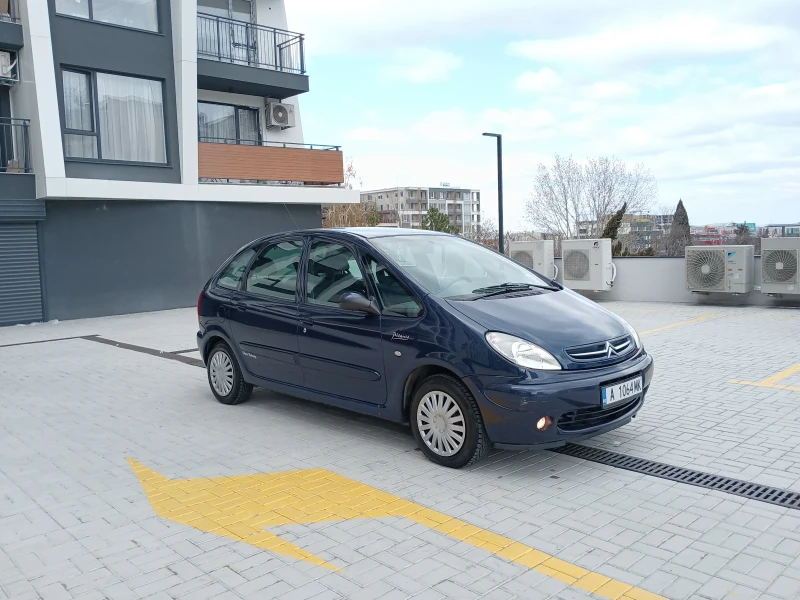 Citroen Xsara picasso 2.0HDI, снимка 2 - Автомобили и джипове - 49562586