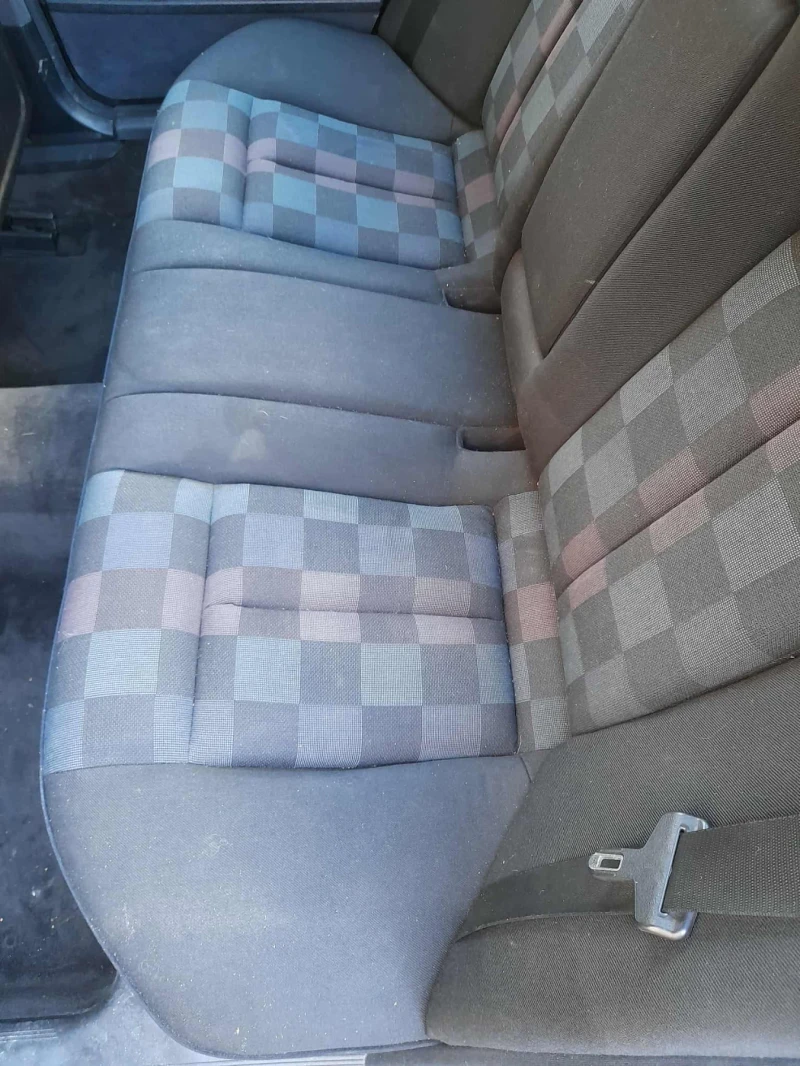 Mercedes-Benz C 220, снимка 9 - Автомобили и джипове - 52437408