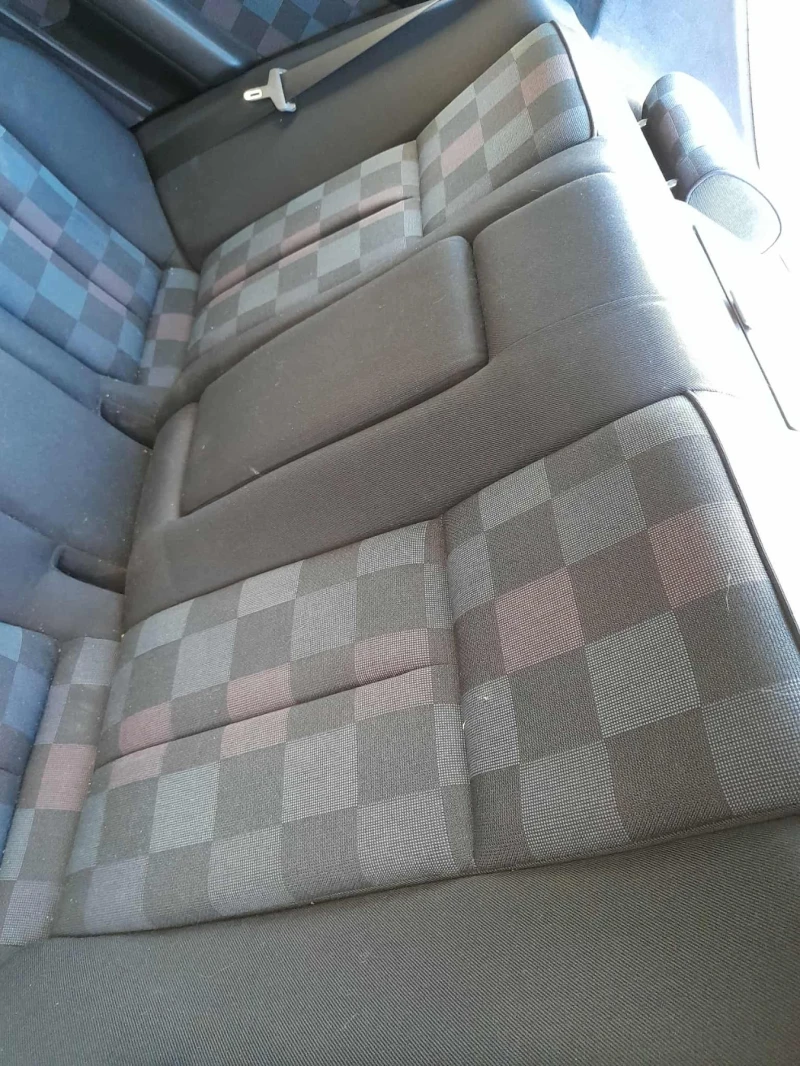 Mercedes-Benz C 220, снимка 12 - Автомобили и джипове - 52437408