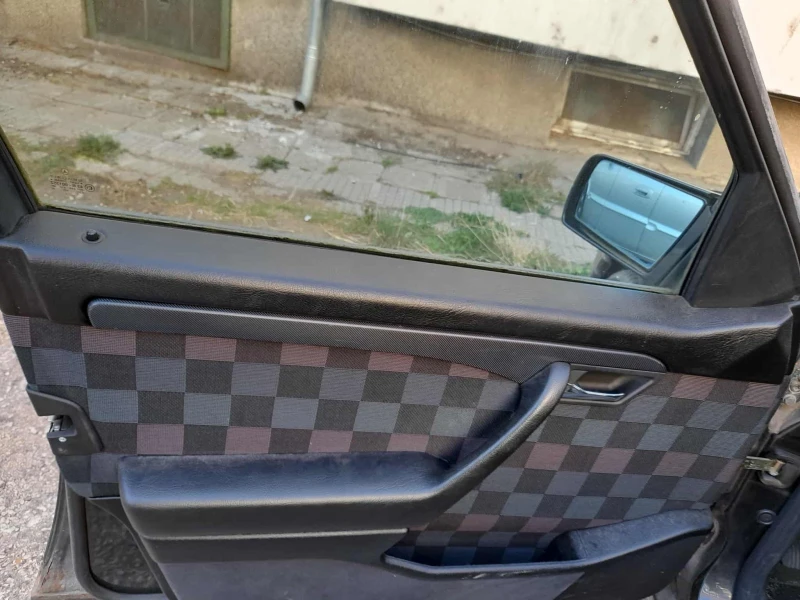 Mercedes-Benz C 220, снимка 17 - Автомобили и джипове - 52437408