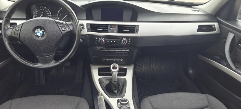 BMW 320 2.0D4x4-10г, снимка 13 - Автомобили и джипове - 52089761