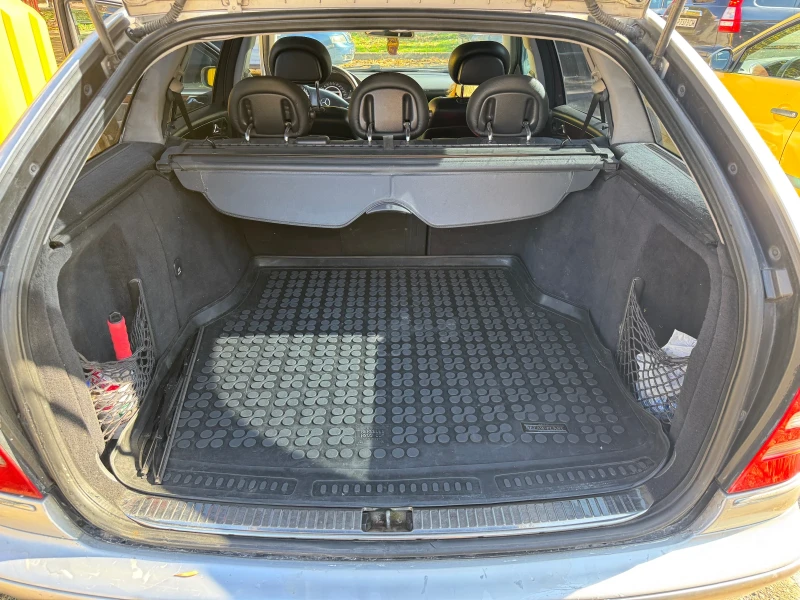 Mercedes-Benz C 270 2.7CDI, снимка 11 - Автомобили и джипове - 52834226