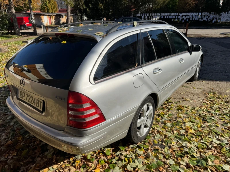 Mercedes-Benz C 270 2.7CDI, снимка 7 - Автомобили и джипове - 52834226