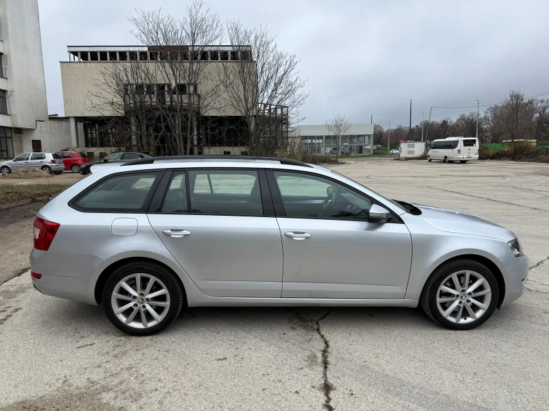 Skoda Octavia 2.0TDi / DSG / 4x4, снимка 3 - Автомобили и джипове - 52698029