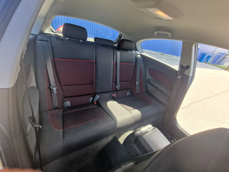 BMW 118, снимка 8 - Автомобили и джипове - 52828470