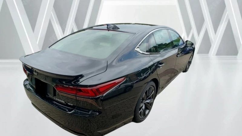 Lexus LS 500 H* F-SPORT* AWD* DISTRONIC* HUD* MARKLEV* ГАРАНЦИЯ, снимка 3 - Автомобили и джипове - 53054676