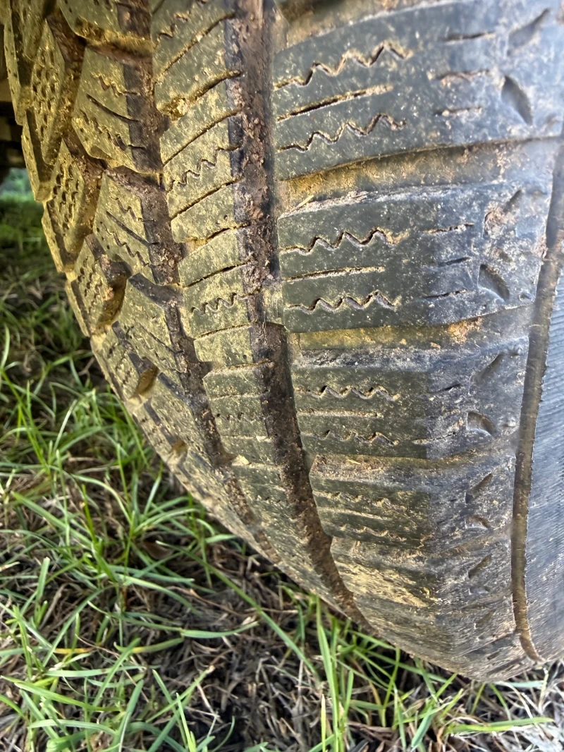 VW Golf 1.9 tdi, снимка 10 - Автомобили и джипове - 53114273