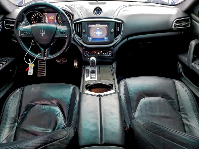 Maserati Ghibli S| Q4| KEYLESS| ПОДГРЕВ, снимка 8 - Автомобили и джипове - 53175345