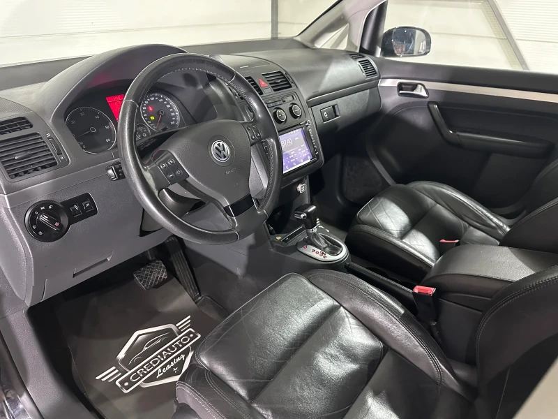 VW Touran * Auto* * NAVI* , снимка 7 - Автомобили и джипове - 53282973