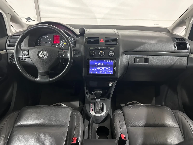 VW Touran * Auto* * NAVI* , снимка 8 - Автомобили и джипове - 53282973