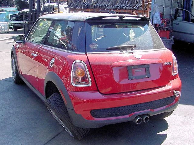 Mini Cooper s 1.6 TURBO  S, снимка 3 - Автомобили и джипове - 38409315