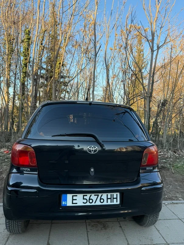 Toyota Yaris 1.0, снимка 6 - Автомобили и джипове - 48784073