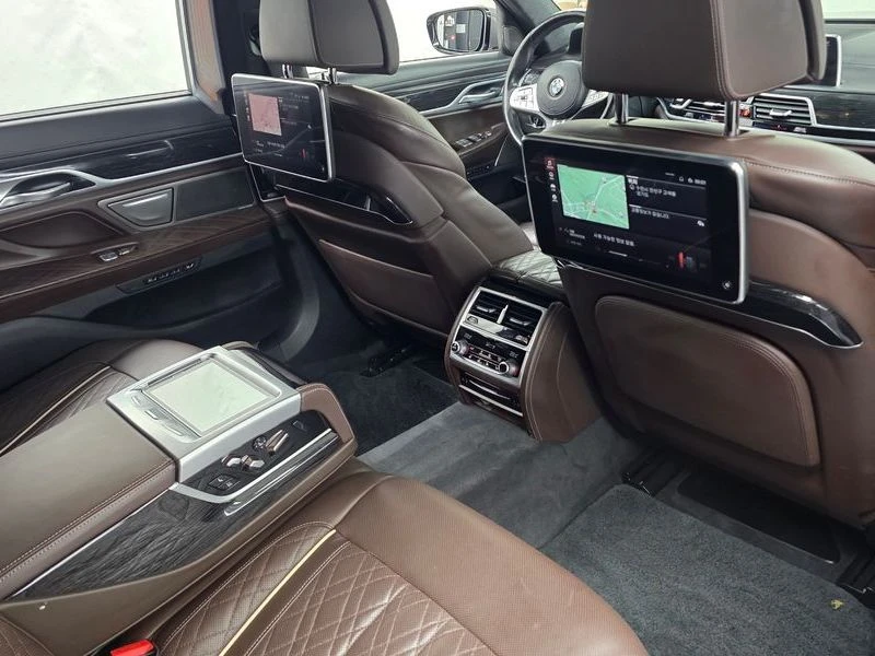 BMW 740 740Li xDrive M Sports   Крайна Цена, снимка 17 - Автомобили и джипове - 55963897