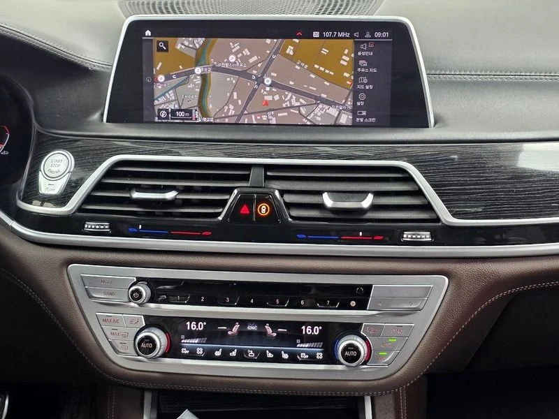 BMW 740 740Li xDrive M Sports   Крайна Цена, снимка 14 - Автомобили и джипове - 55963897