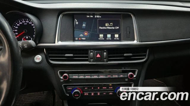 Kia K5, снимка 16 - Автомобили и джипове - 56082257