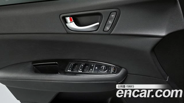 Kia K5, снимка 17 - Автомобили и джипове - 56082257