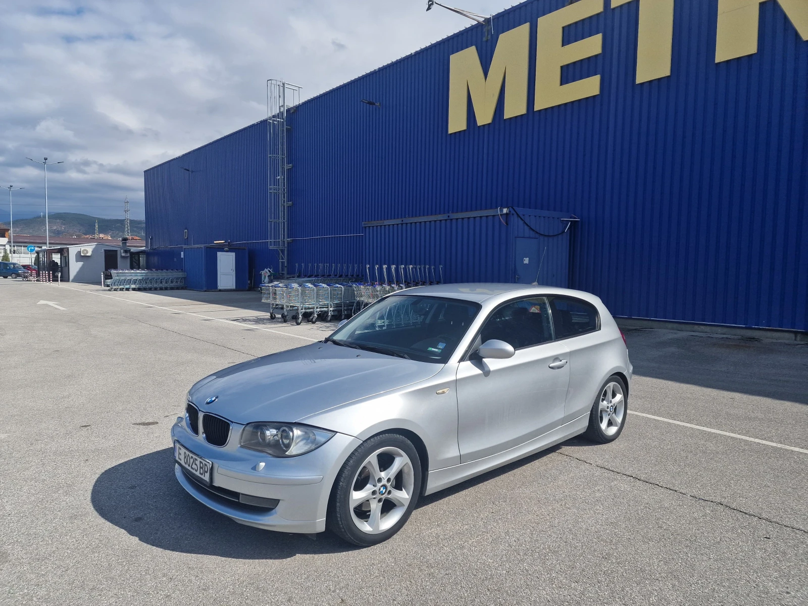 BMW 118, снимка 1