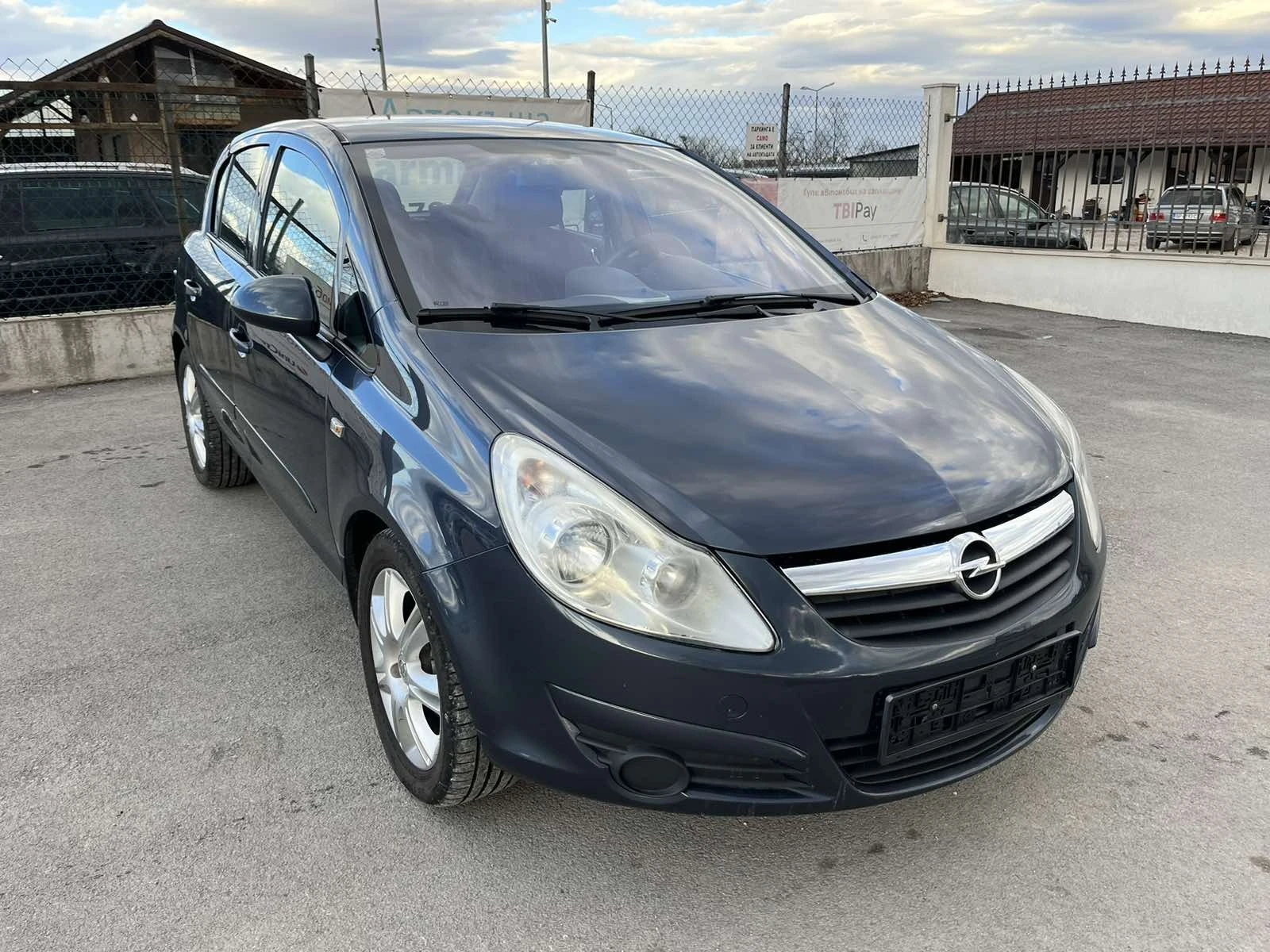 Opel Corsa 1.0I 60кс EURO 4 КЛИМАТИК  - изображение 3