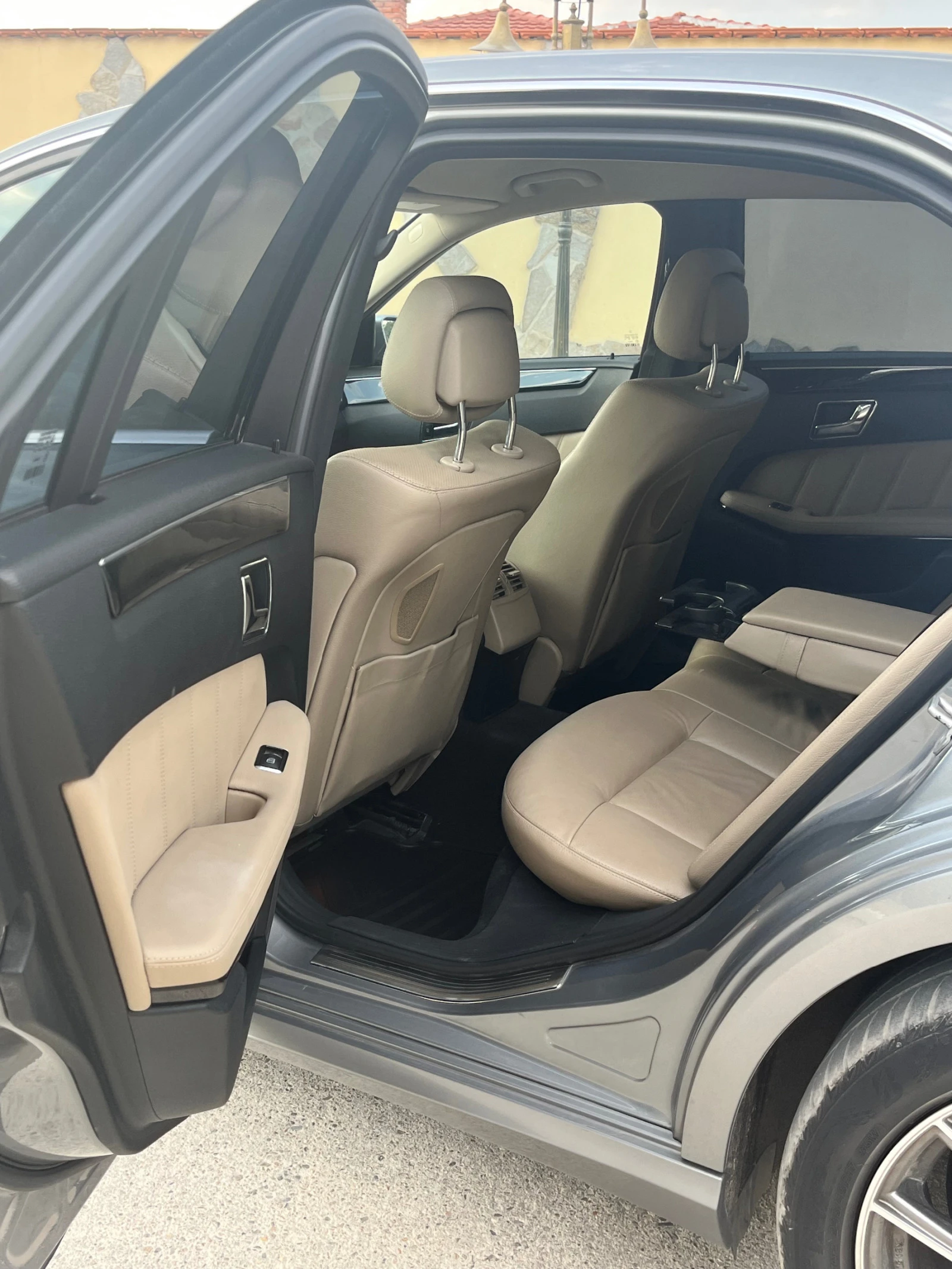 Mercedes-Benz E 220 | Mobile.bg   13