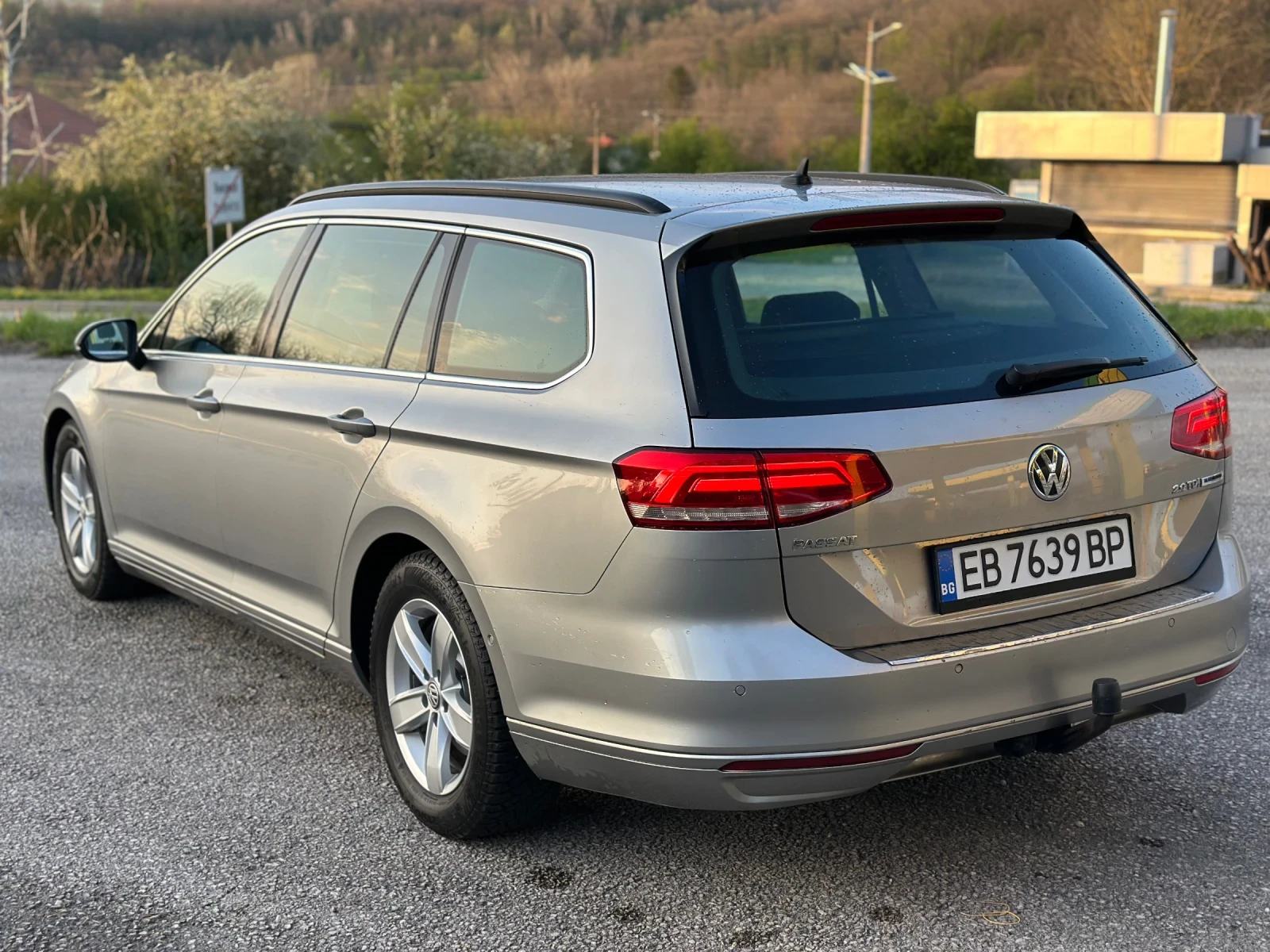 VW Passat 2.0 TDi DSG 150кс. 2015г Реални километри!!! - изображение 5