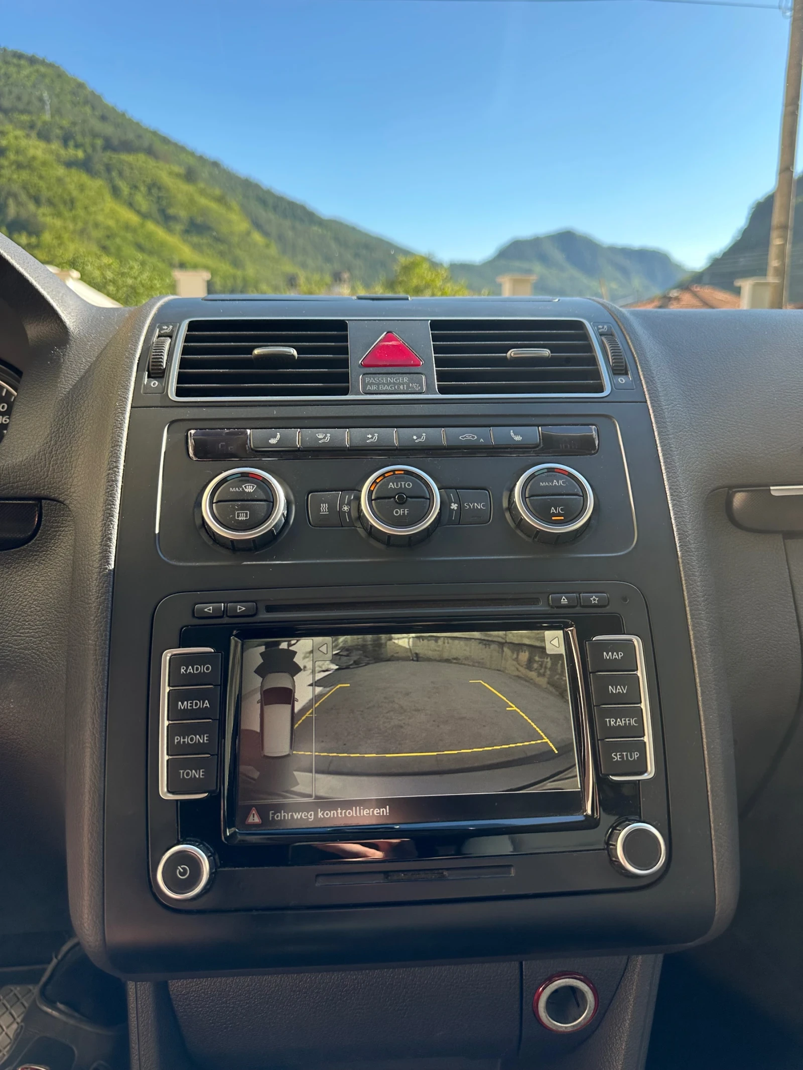 VW Touran  - изображение 10