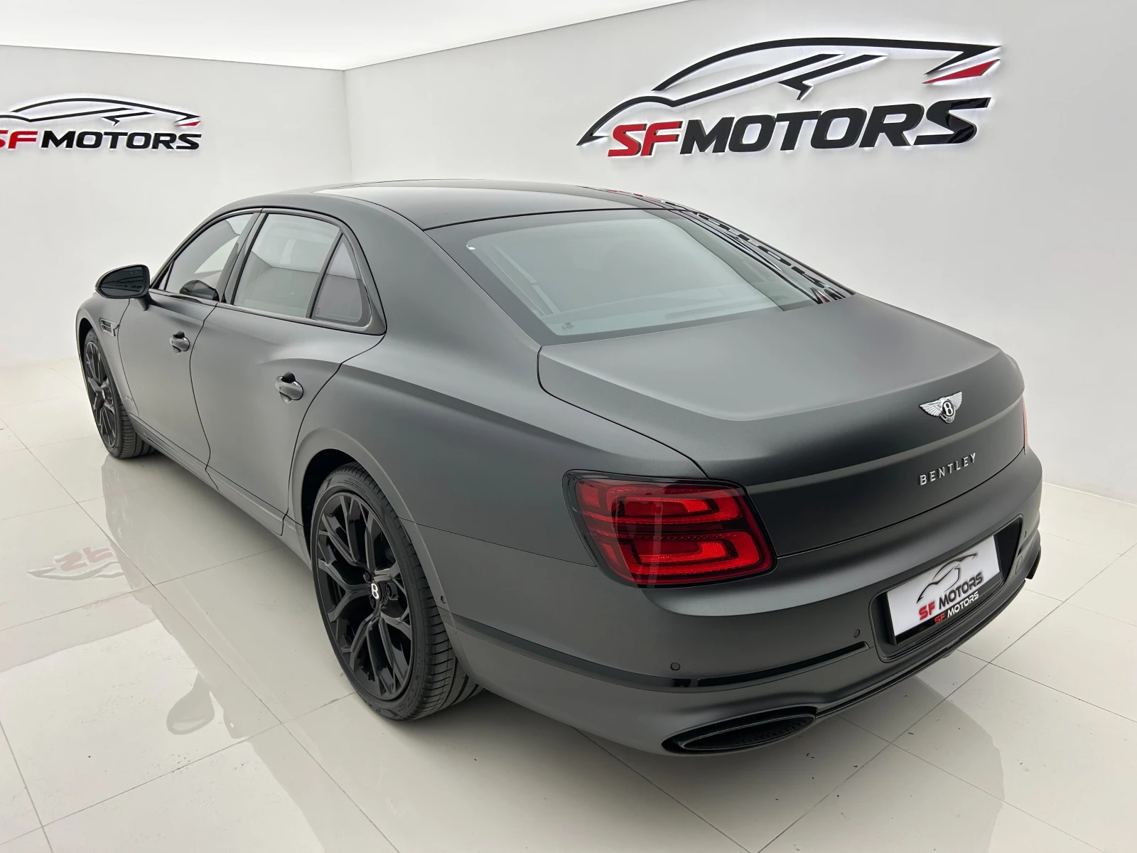 Bentley Flying Spur Speed - изображение 4