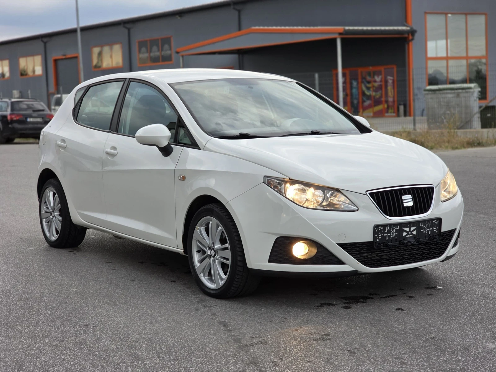Seat Ibiza 1.4tdi 80Hp Лизинг - изображение 7