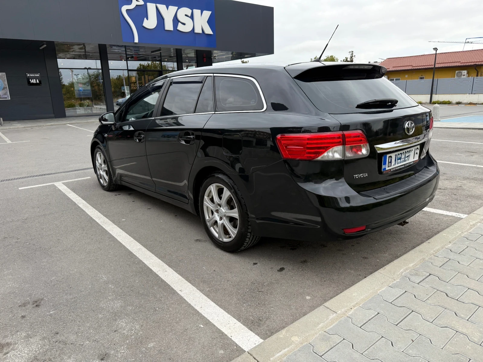 Toyota Avensis TOYOTA AVENSIS FACELIFT 2.2 150к.с - изображение 5