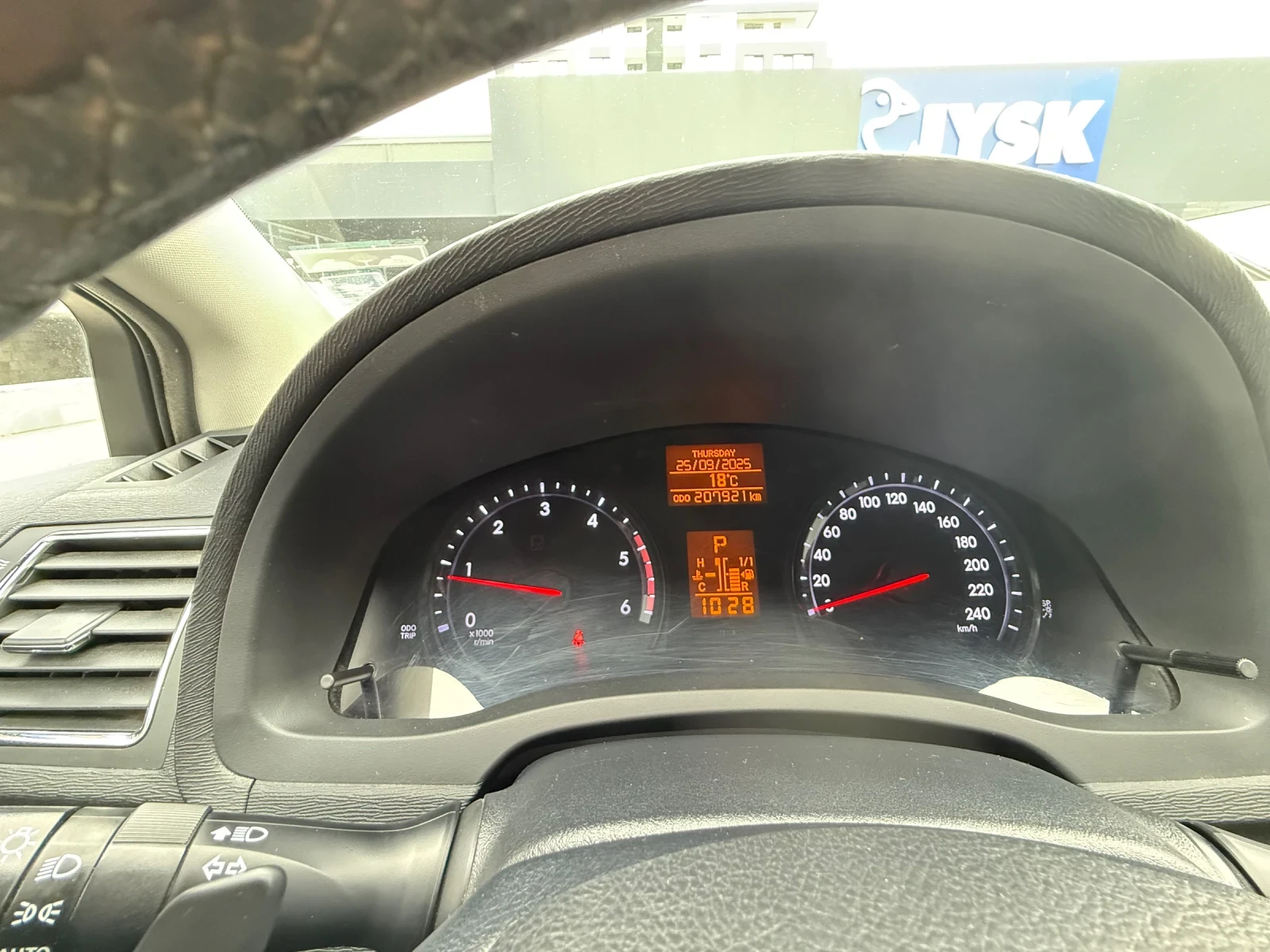 Toyota Avensis TOYOTA AVENSIS FACELIFT 2.2 150к.с - изображение 8