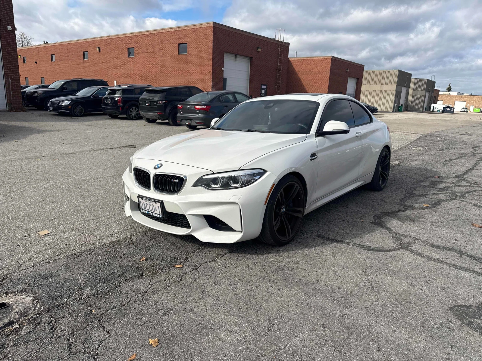 BMW M2 * * CARFAX * *   * *  | Mobile.bg   2