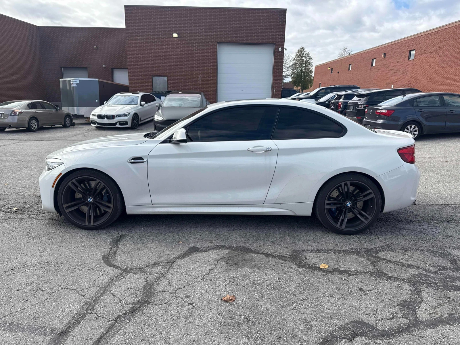 BMW M2 * * CARFAX * *   * *  | Mobile.bg   3