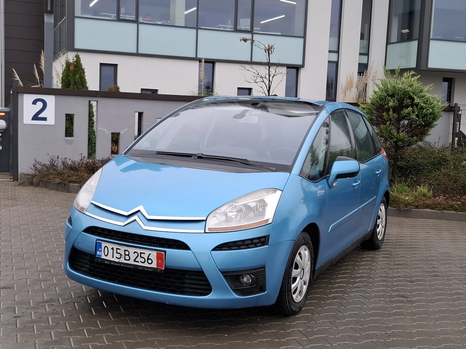 Citroen C4 Picasso 2.0HDI* (136кс)* * AВТОМАТИК* * HОВ ВНОС* *  - изображение 2