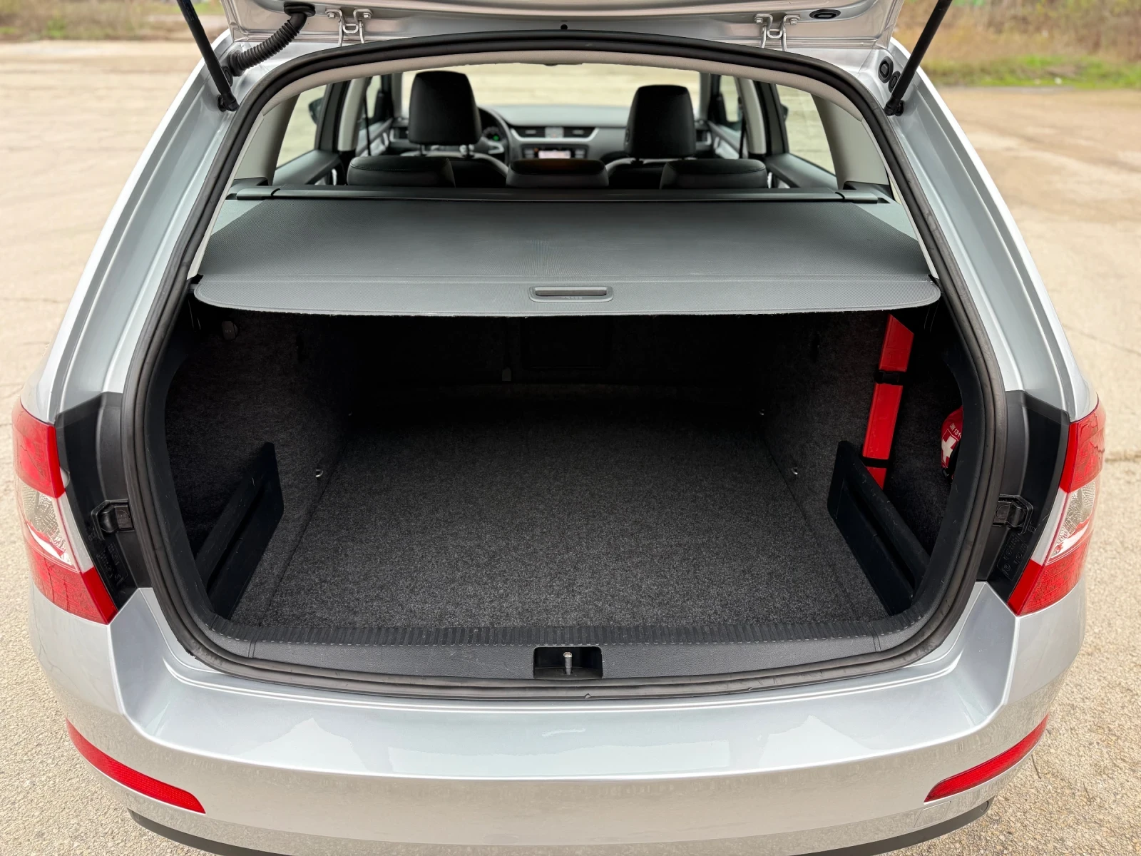 Skoda Octavia 2.0TDi / DSG / 4x4 | Mobile.bg � ����������� 14