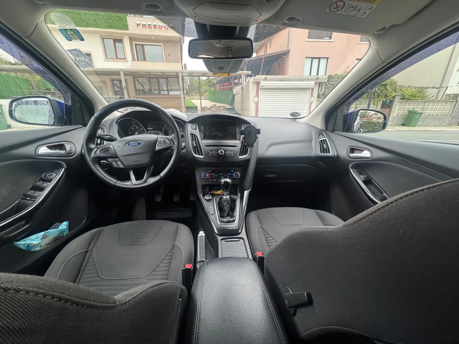 Ford Focus 1, 5 TDCI - изображение 10