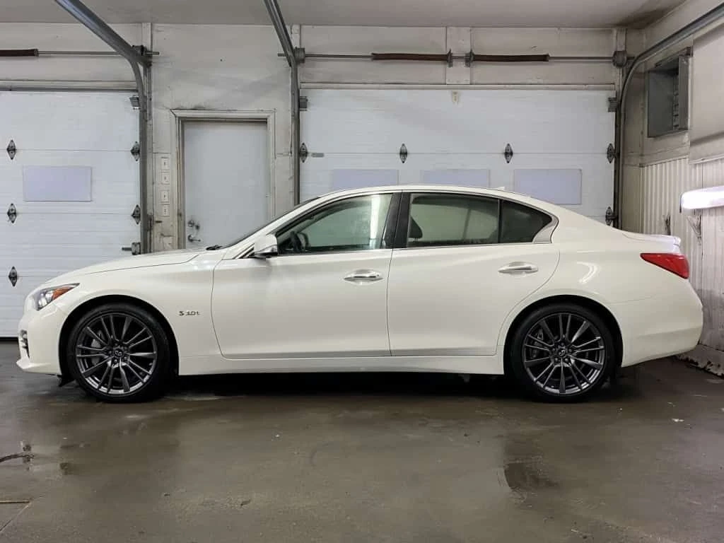 Infiniti Q50 * RED SPORT 400 3.0T * GPS, Toit, Cuir, Banc chauf, снимка 3 - Автомобили и джипове - 53801341