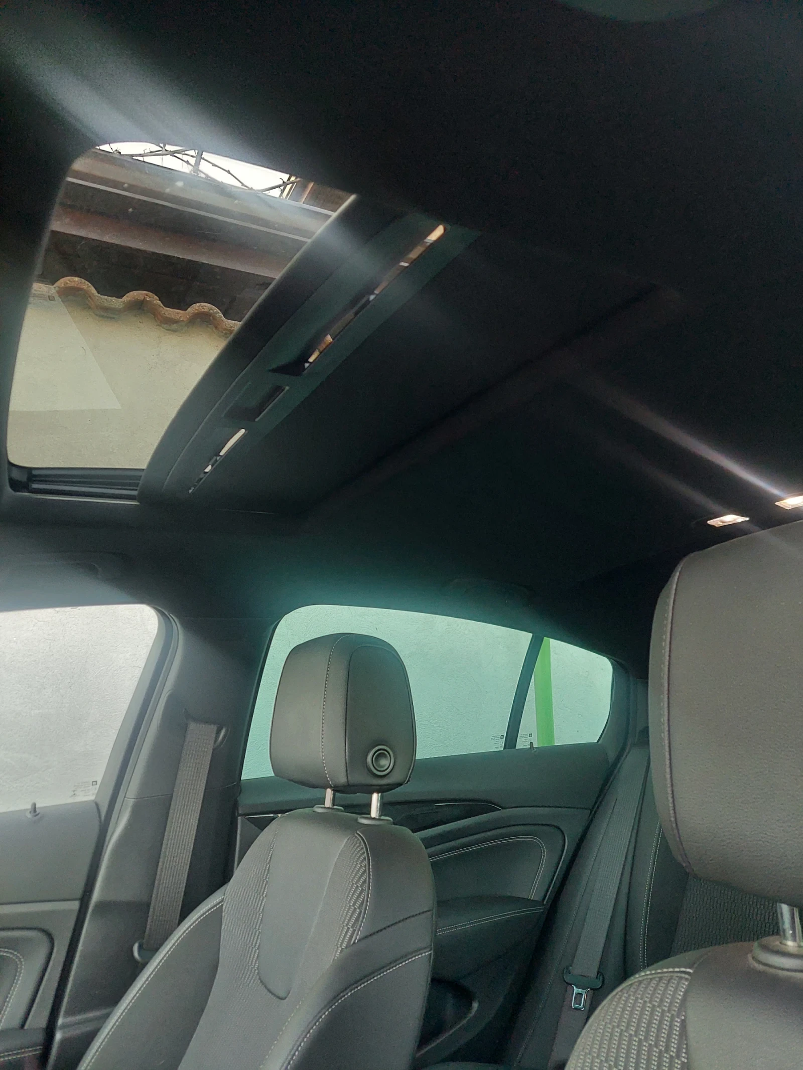 Opel Insignia Grand Sport, снимка 13 - Автомобили и джипове - 53962670