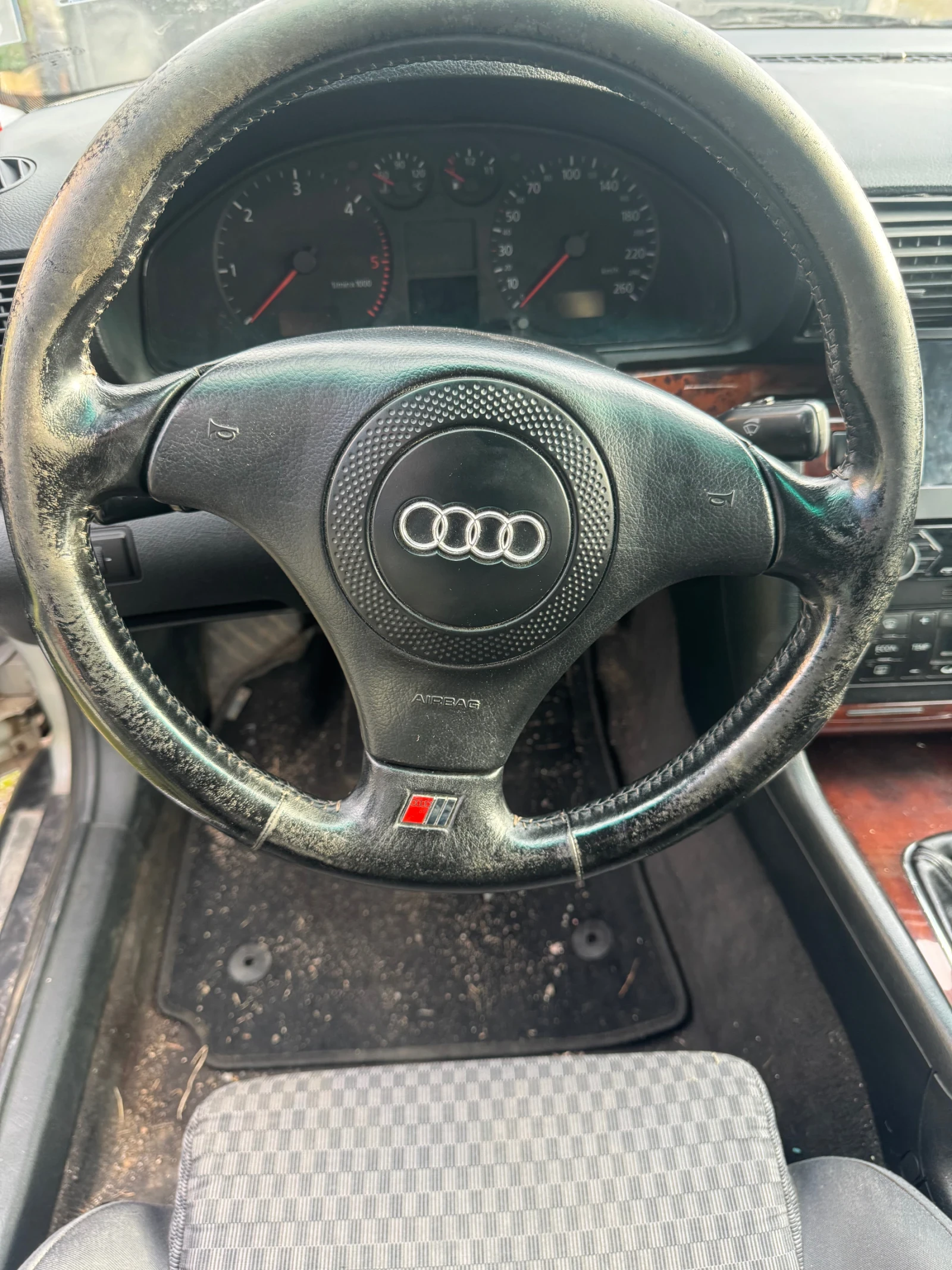 Audi A4, снимка 8 - Автомобили и джипове - 54182587