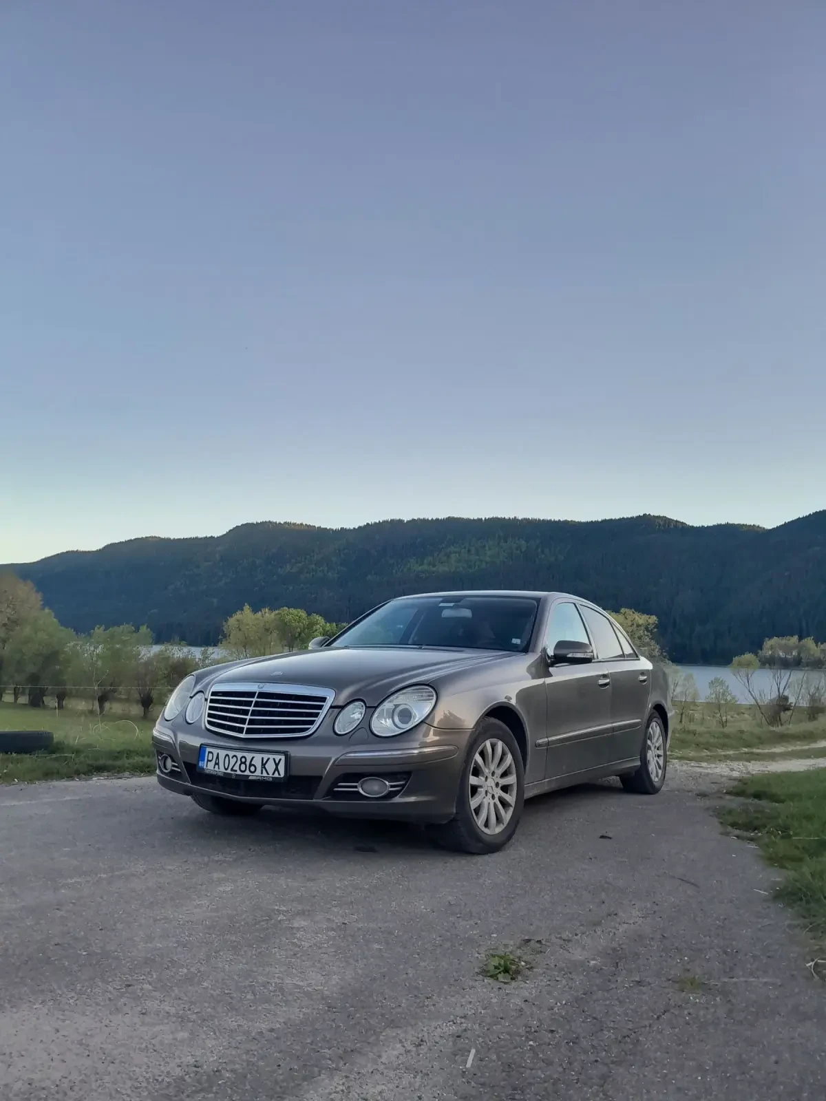 Mercedes-Benz E 320, снимка 4 - Автомобили и джипове - 54804838