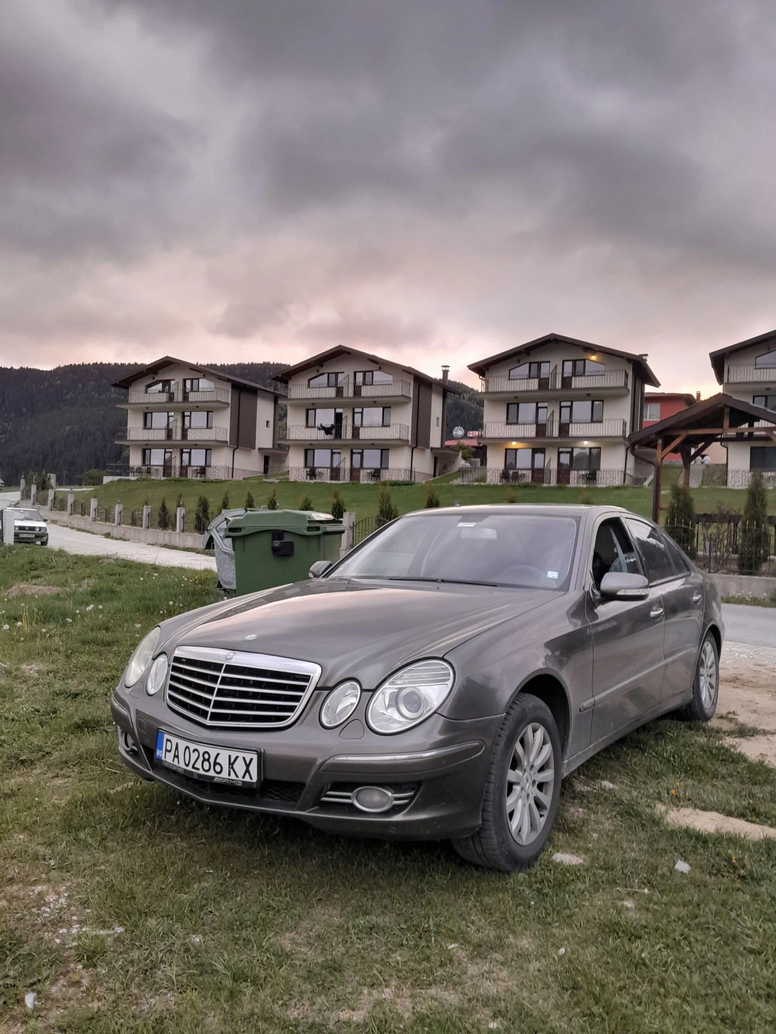 Mercedes-Benz E 320