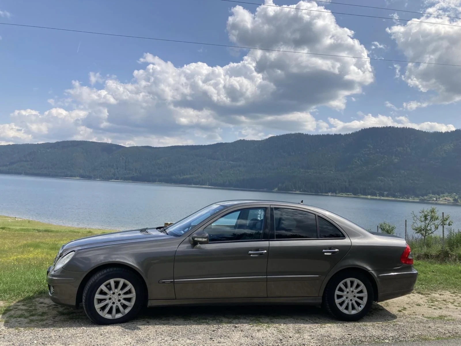 Mercedes-Benz E 320, снимка 5 - Автомобили и джипове - 54183626