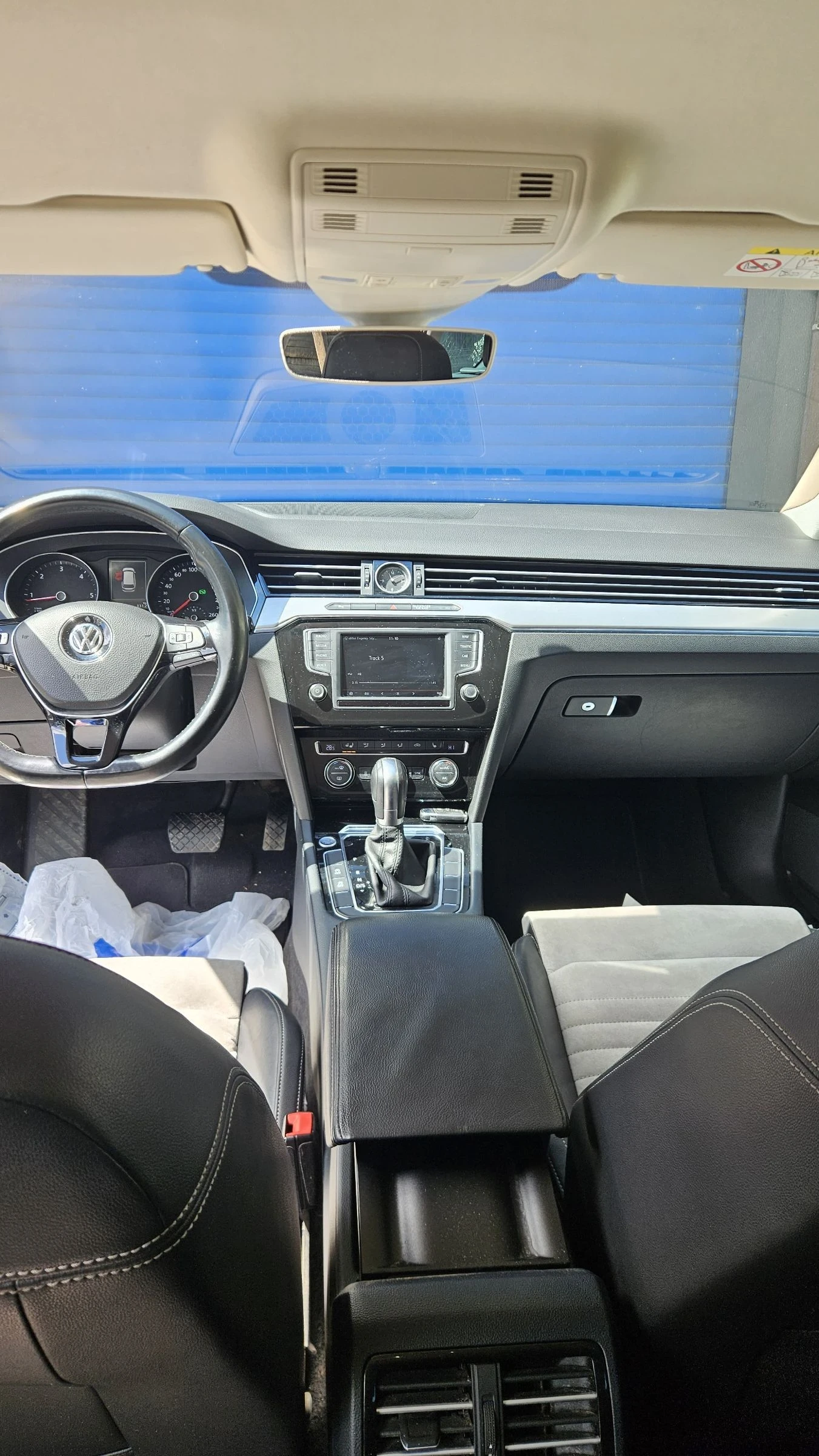 VW Passat  2.0tdi 190ph Highline , снимка 10 - Автомобили и джипове - 54243628