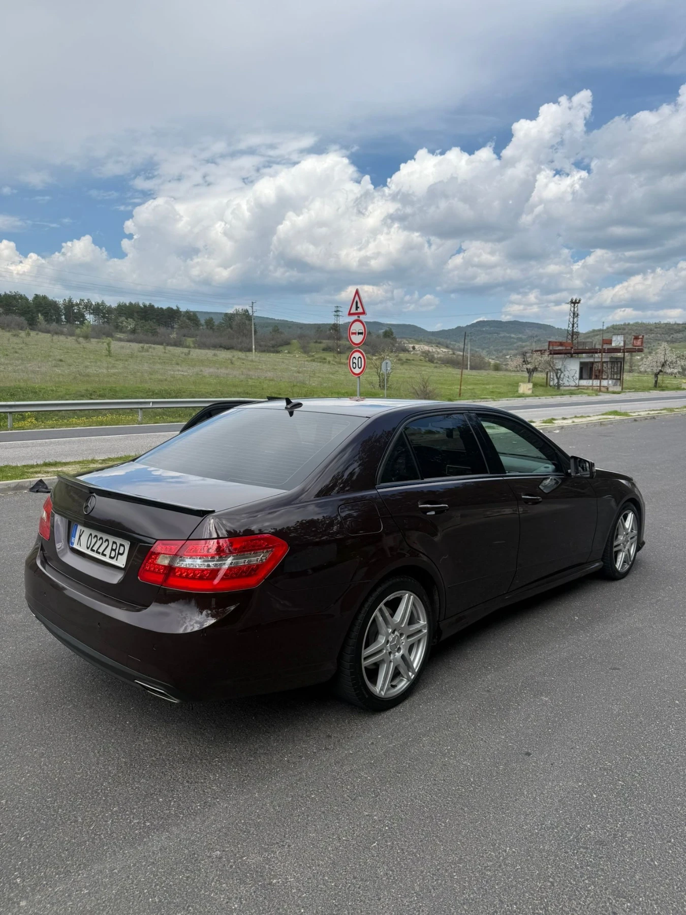 Mercedes-Benz E 350, снимка 4 - Автомобили и джипове - 54270352